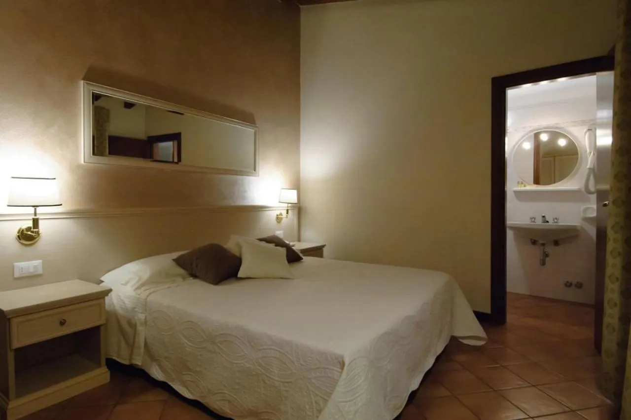 Hotel Albergo Cavallino 10 Toscolano Maderno